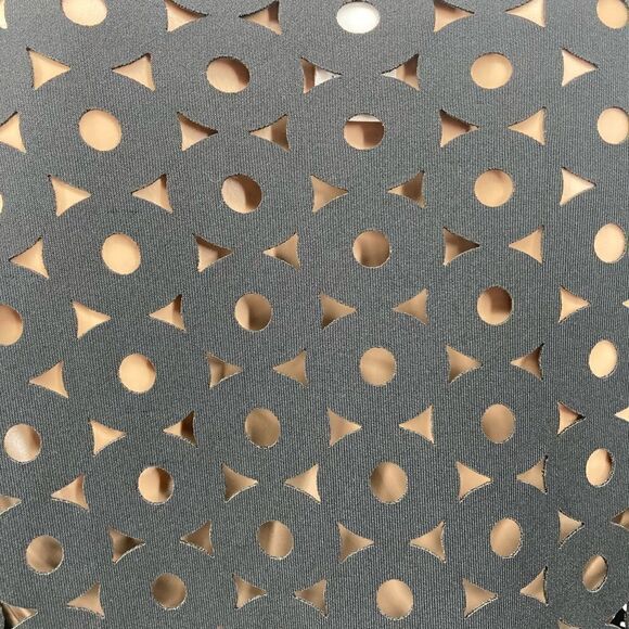 Chico’s Womens Blouse Open Circle Back Size 1 Black Color - Picture 5 of 7